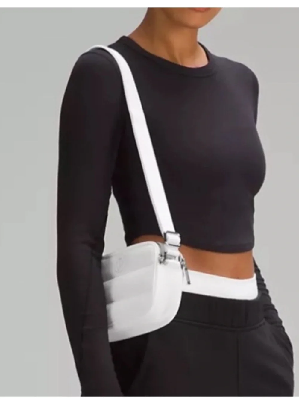 Lululemon Wunder Puff Crossbody Camera Bag  White